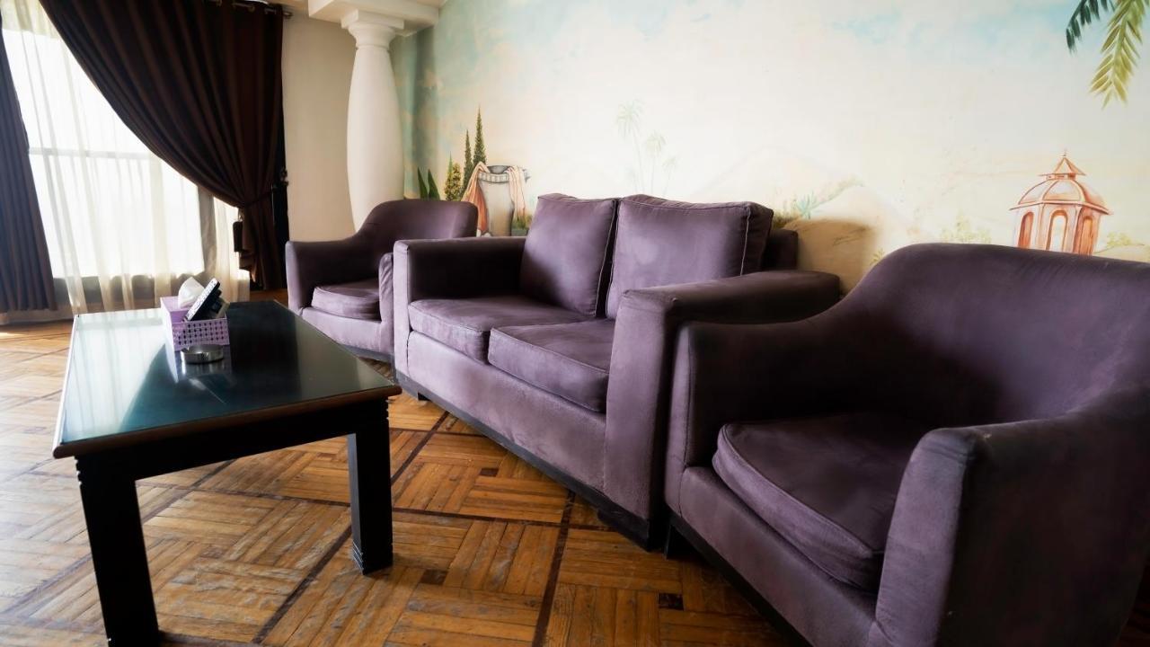 Galaxy Royal Suites Hotel Caïro Buitenkant foto
